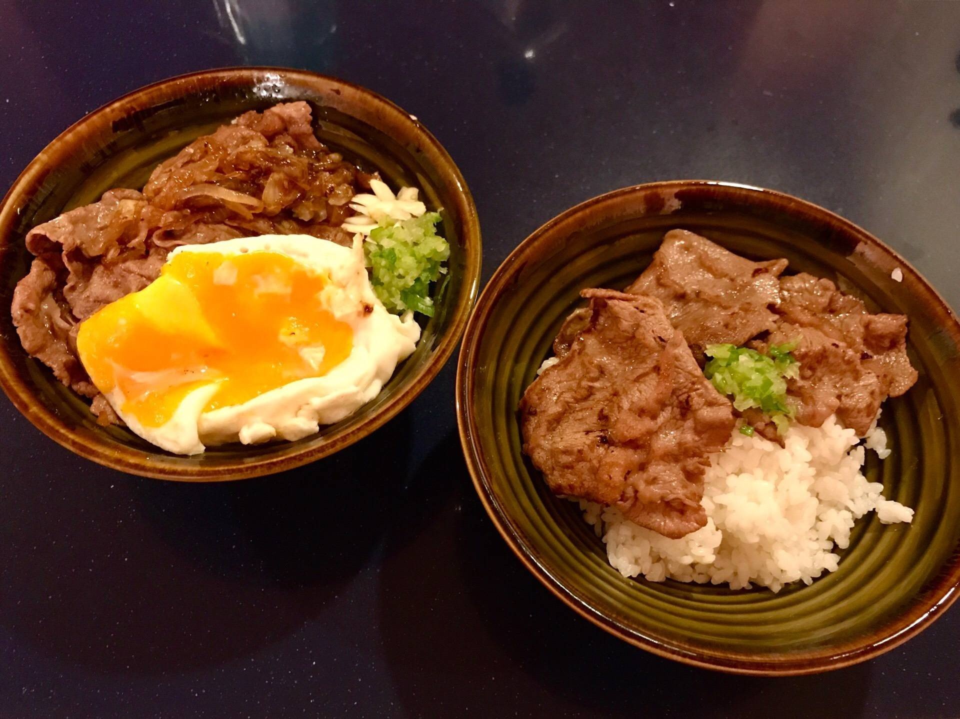 ข้าวหน้าเนื้อสไตล์ญี่ปุ่น🍱