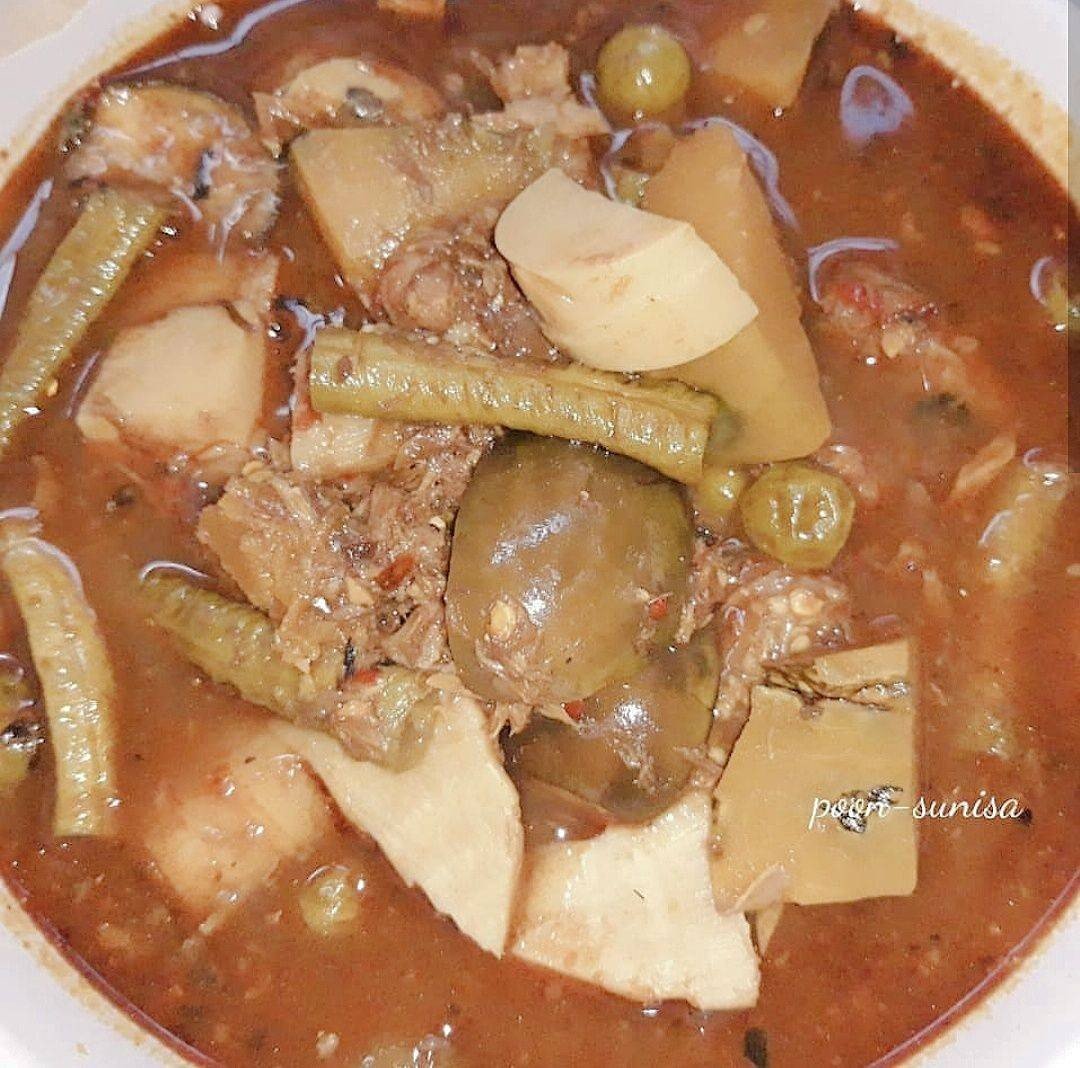 ขนมจีนแกงไตปลา