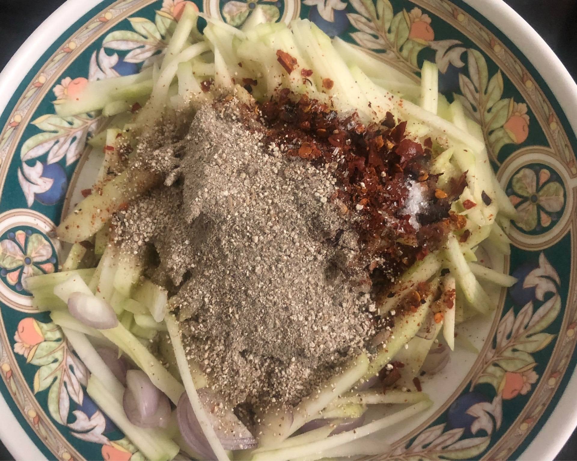 ยำมะม่วงแบบง่ายมาก