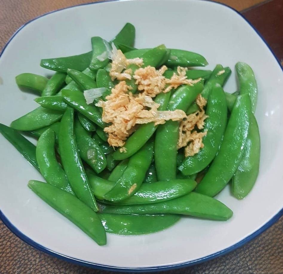 ผัดถั่วลันเตาน้ำมันหอย