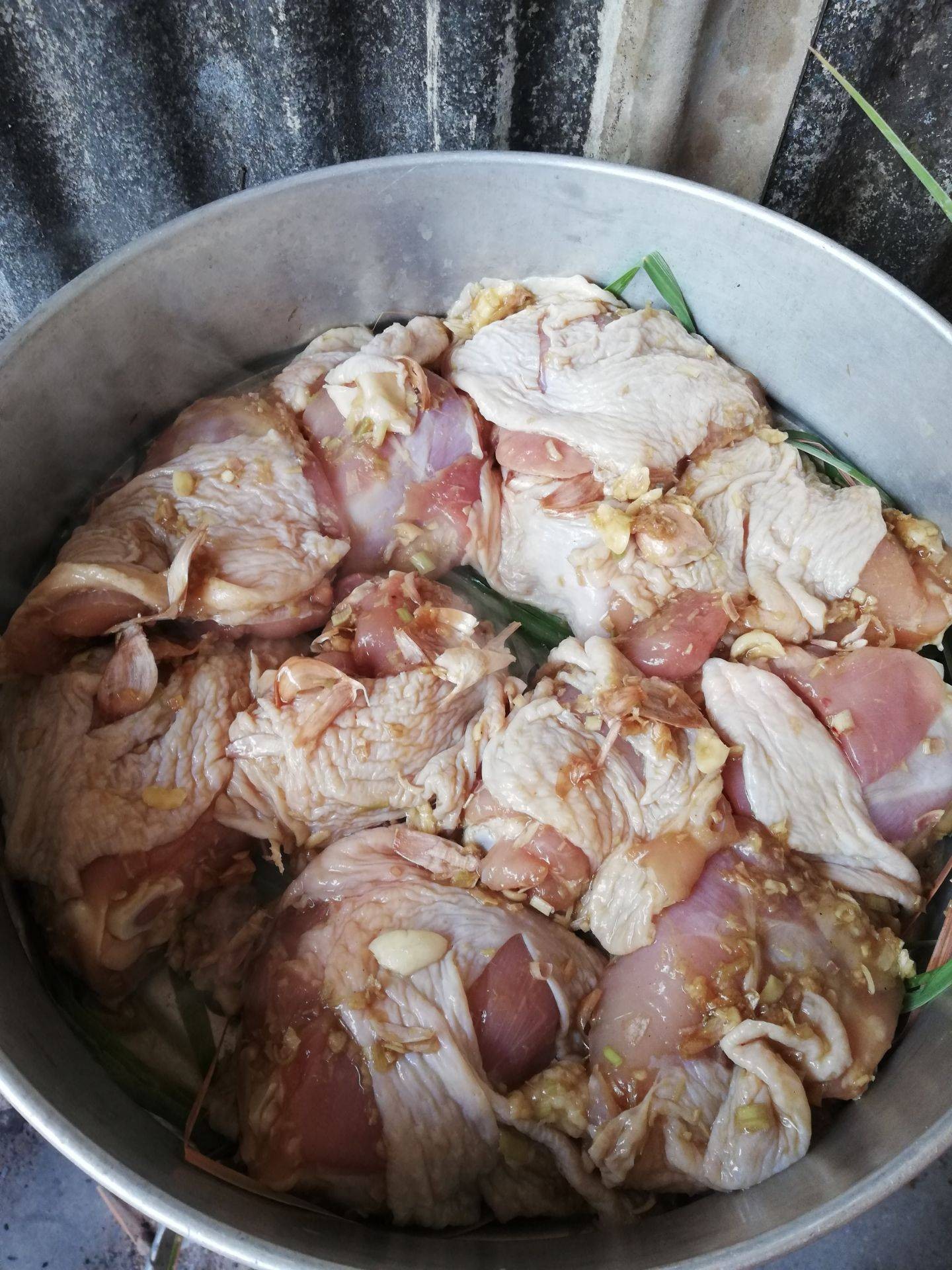 นึ่งไก่ตะไคร้หอม
