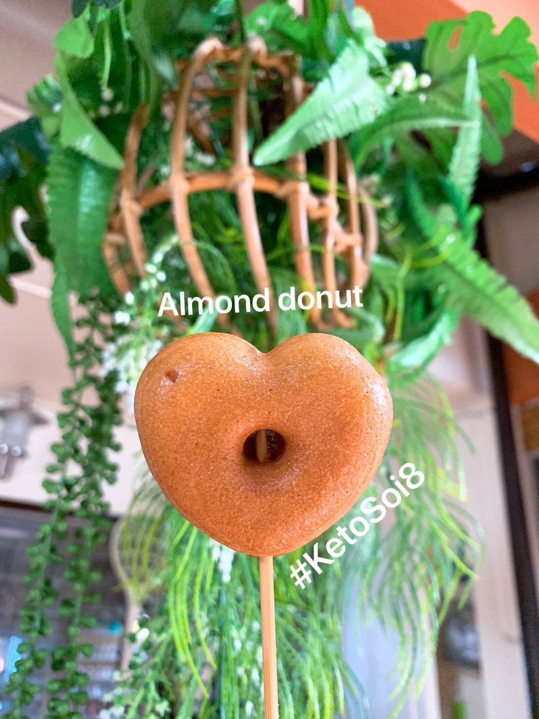 Donut ไร้แป้ง ไร้น้ำตาล