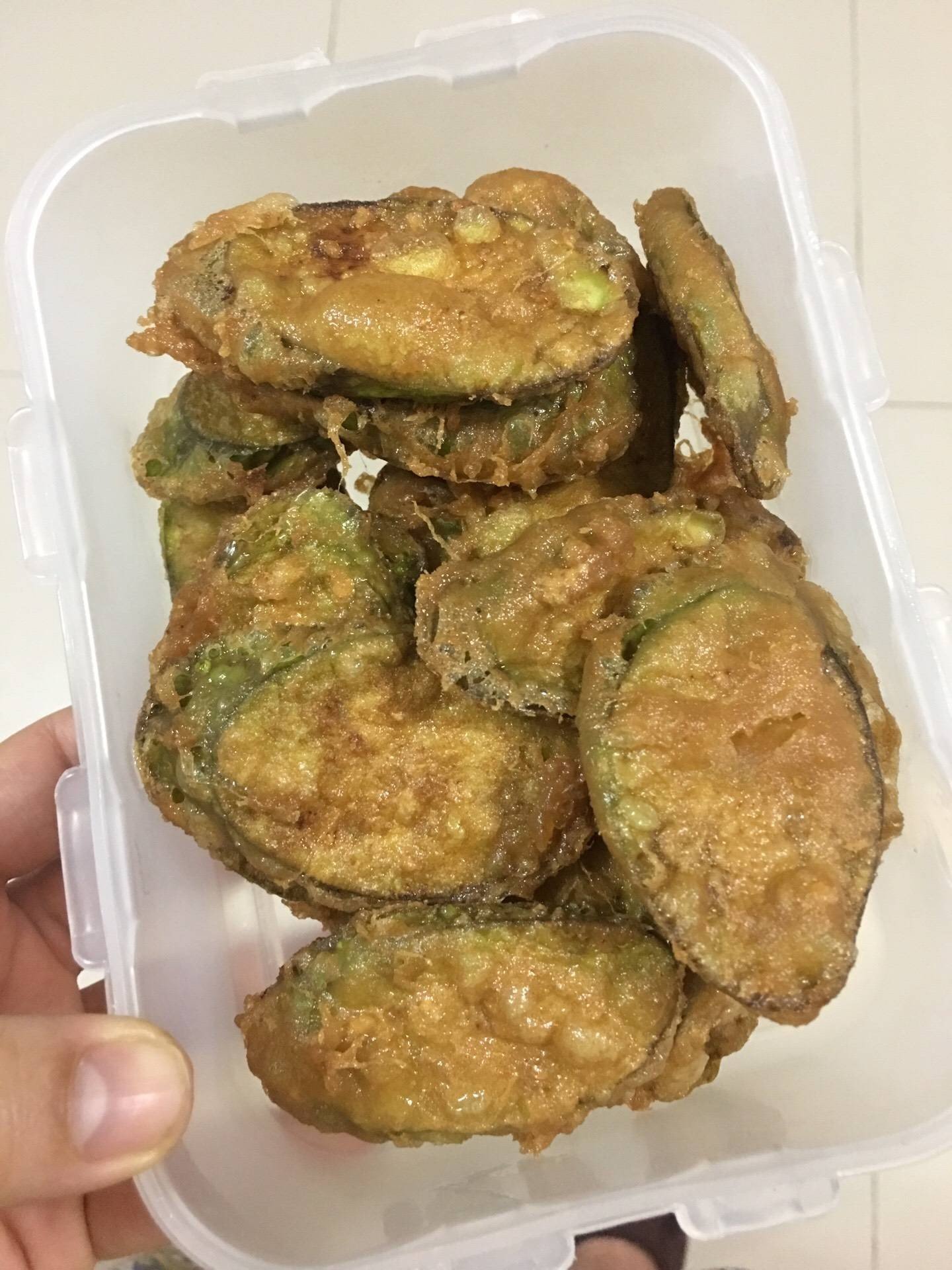 “มะเขือยาวชุปไข่"