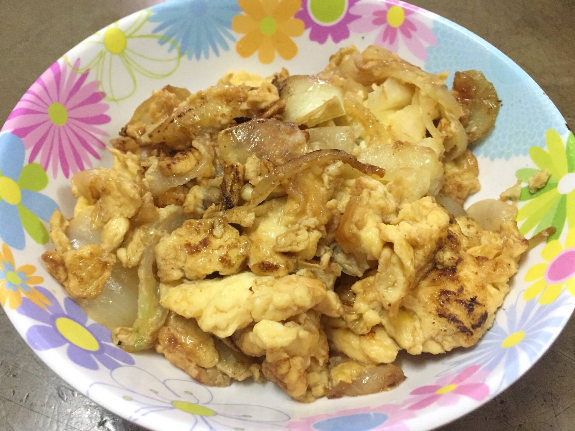 หอมใหญ่ผัดไข่