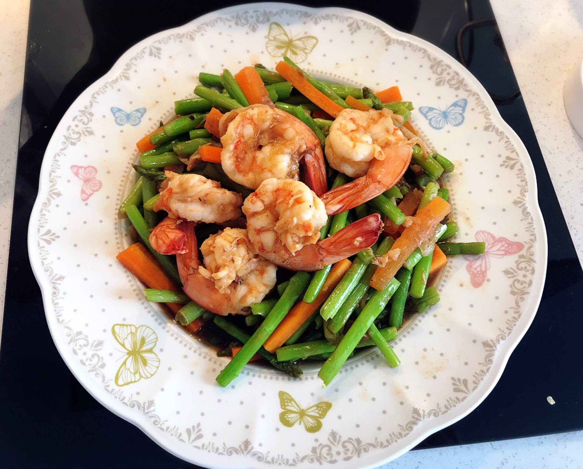 หน่อไม้ฝรั่งผัดกุ้ง