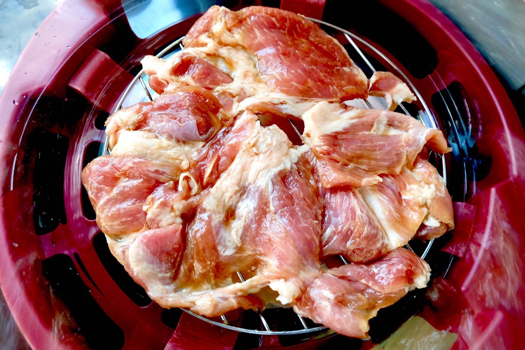 สันคอหมูย่าง