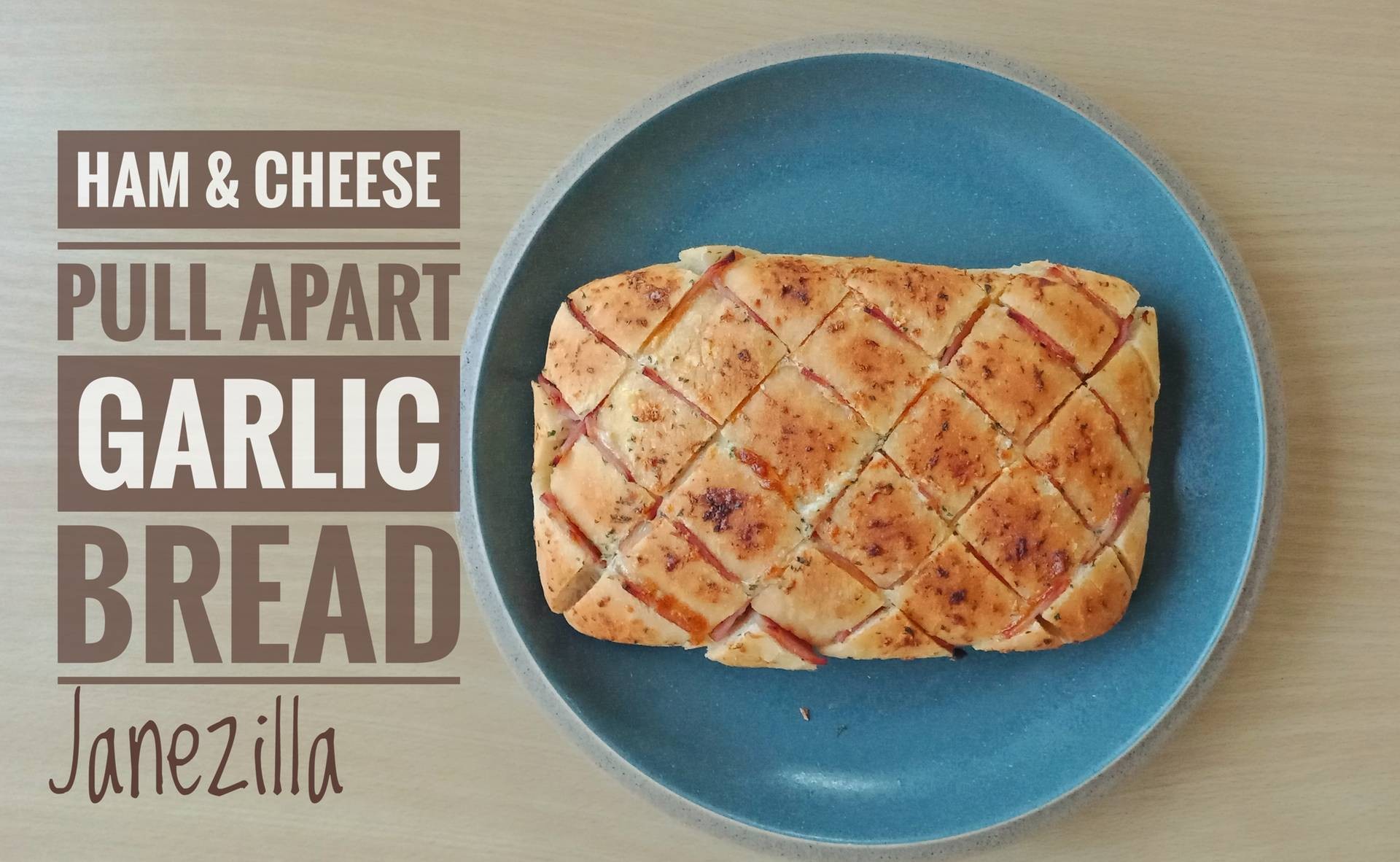 Ciabatta: ขนมปังกระเทียมแฮมชีส Easy Ham&Cheese Pull Apart Garlic Bread