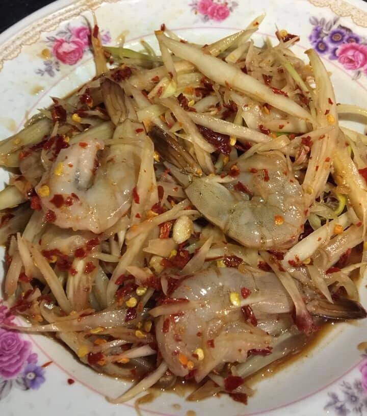 ตำกุ้งสด