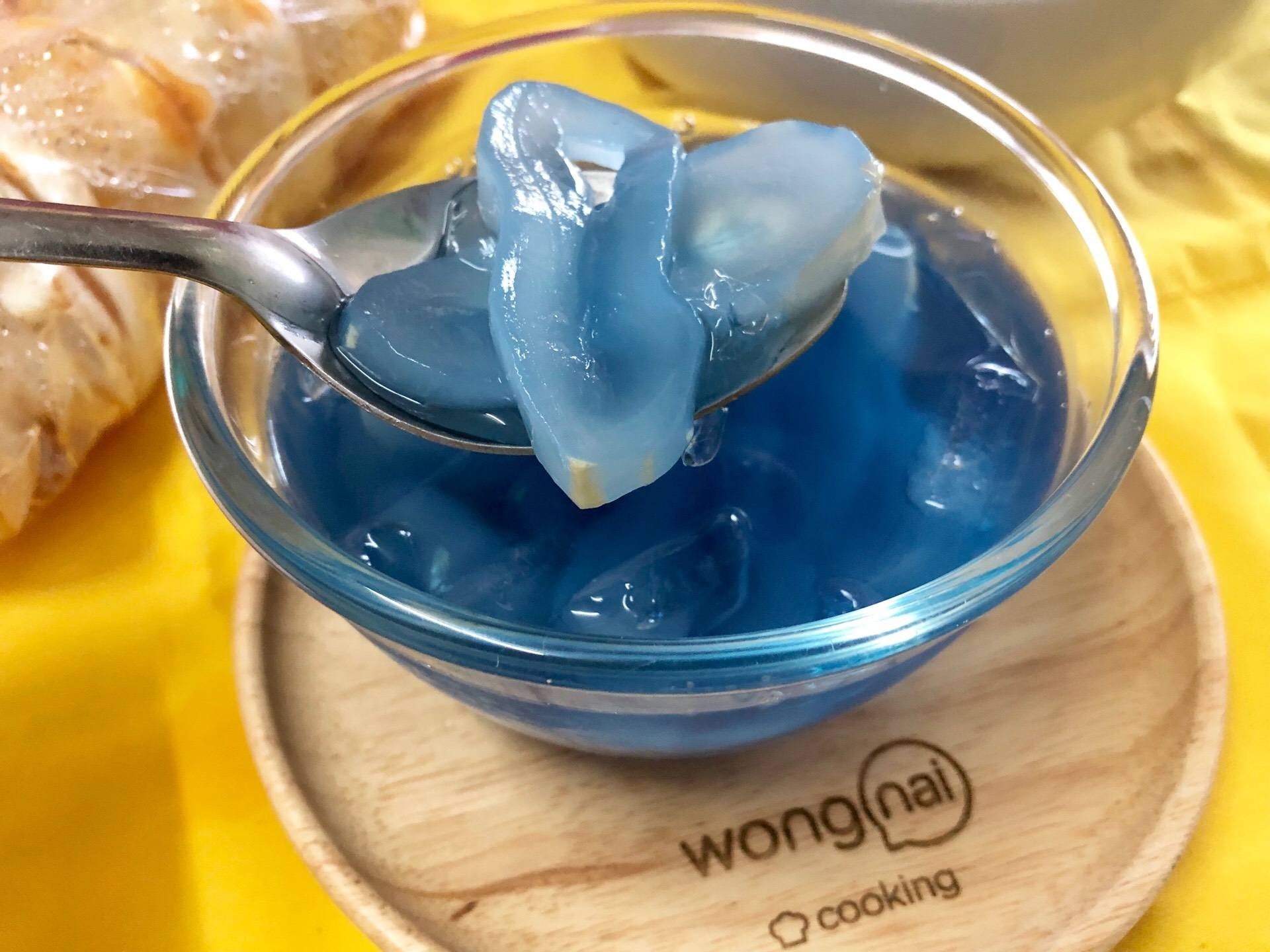 ลูกตาลลอยแก้วอัญชันสูตรหวานน้อย