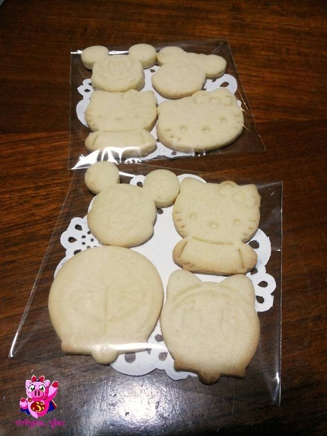 คุกกี้กด (Stamp Cookies)