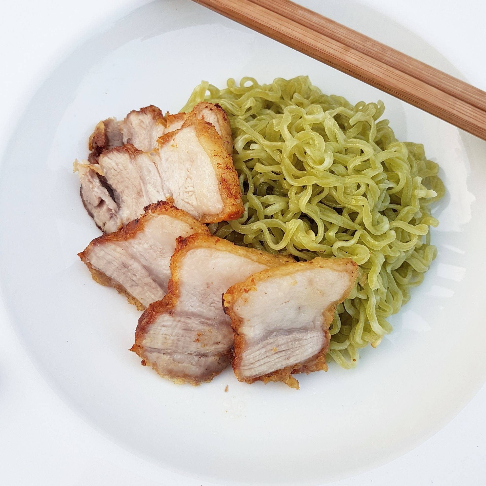 หมี่หยกหมูทอด