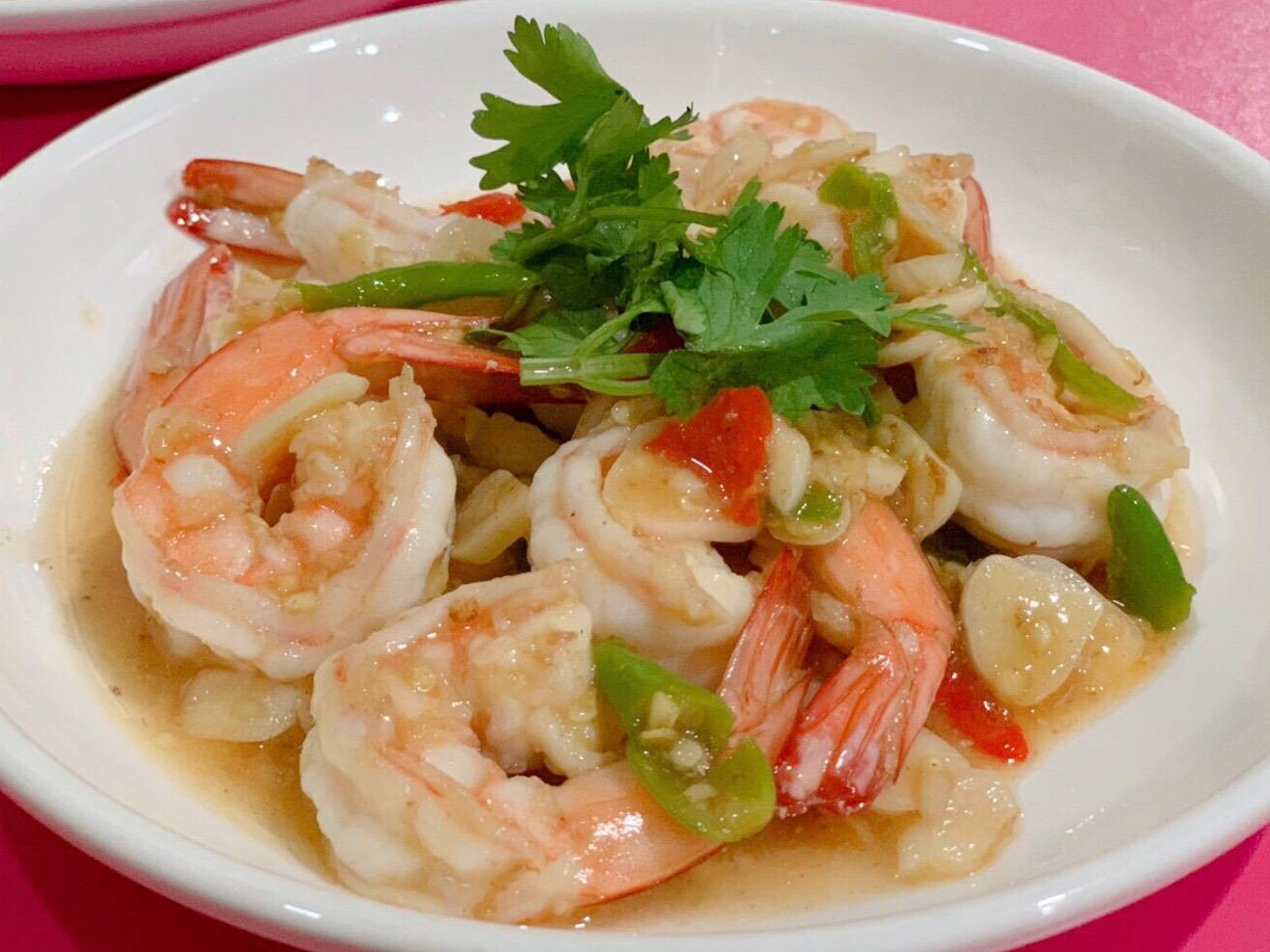 กุ้งผัดพริกขี้หนูสด
