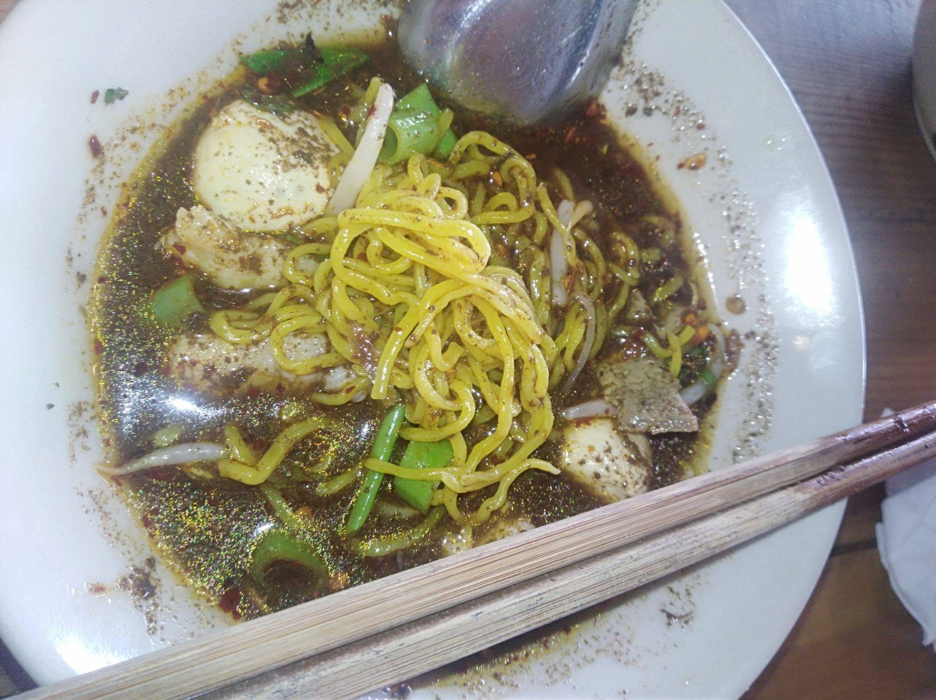ก๋วยเตี๋ยวเรือหมูน้ำตก
