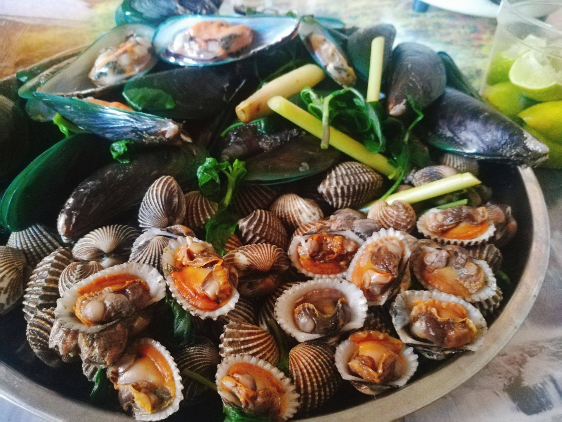 น้ำจิ้มซีฟู้ด(ถั่วตัด)
+หมึกหอยลวกจิ้ม
ฟินๆ อาหารยามเย็น