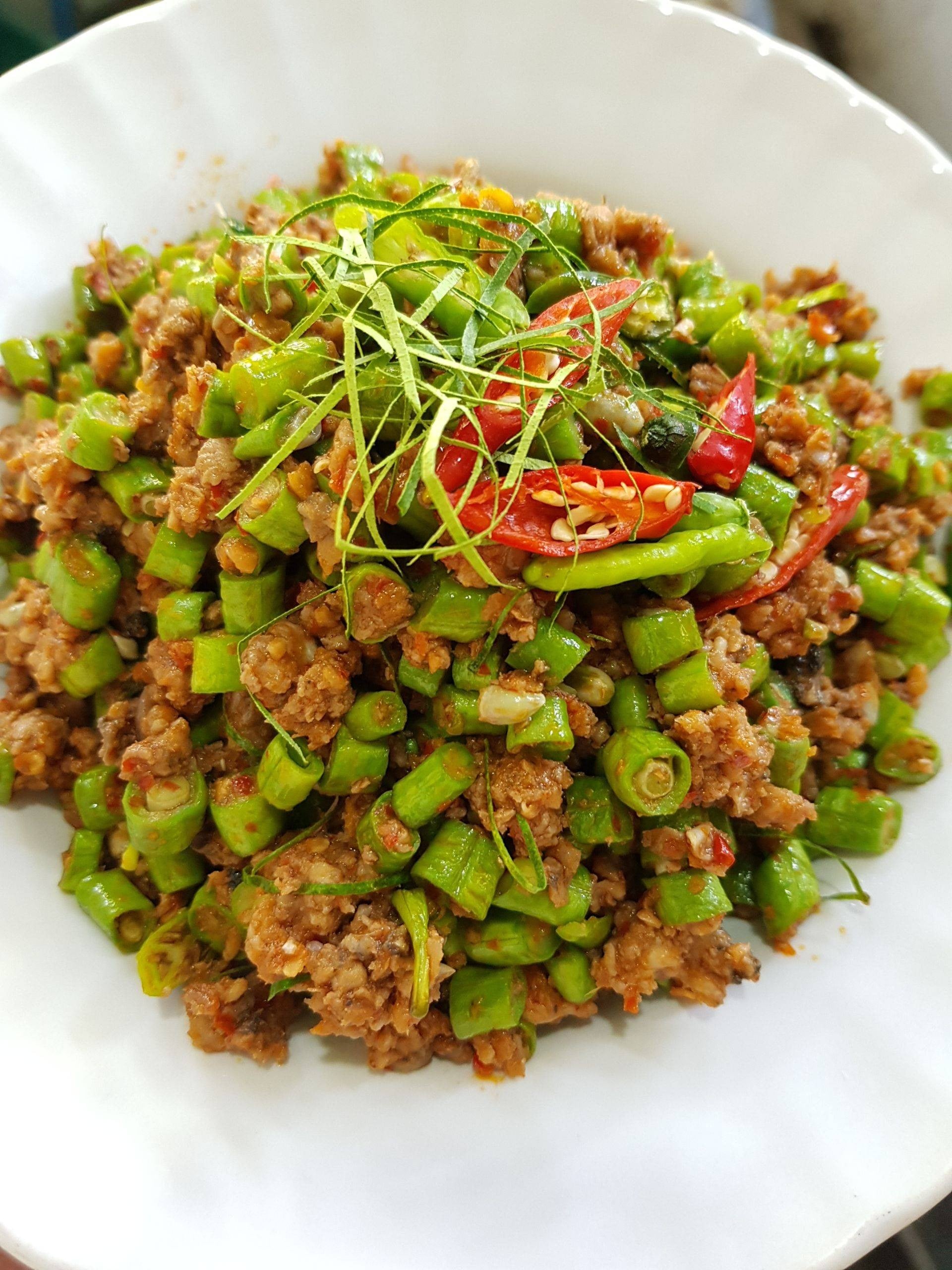 พริกแกงกบ