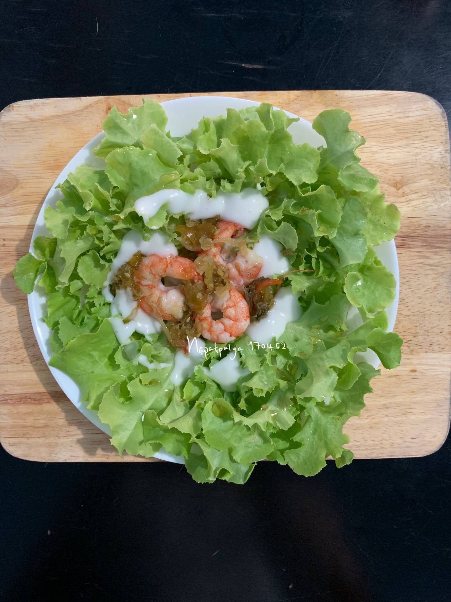 สลัดกุ้งอบ