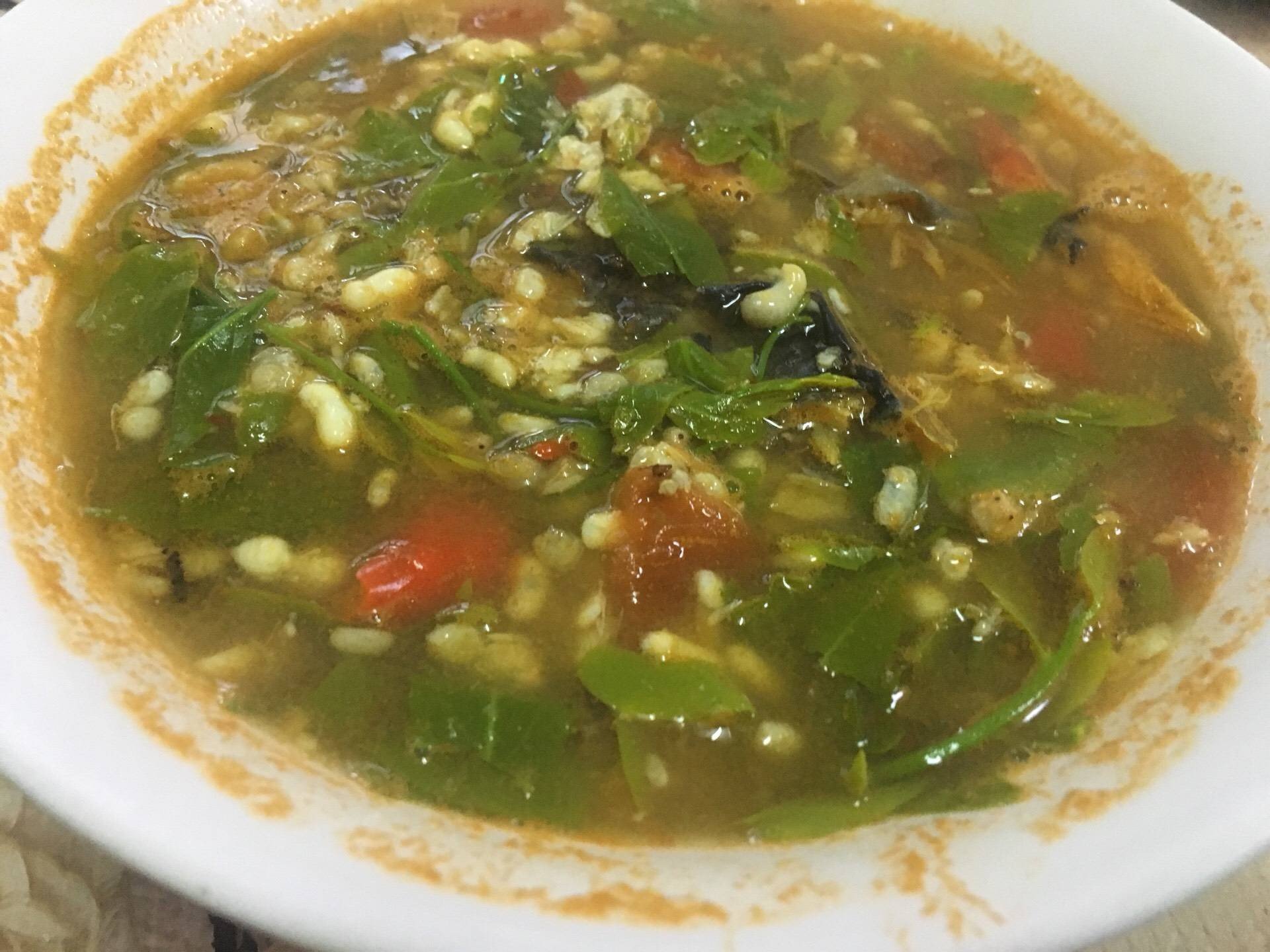 แกงผักหวานปลาแห้งไข่มดแดง
