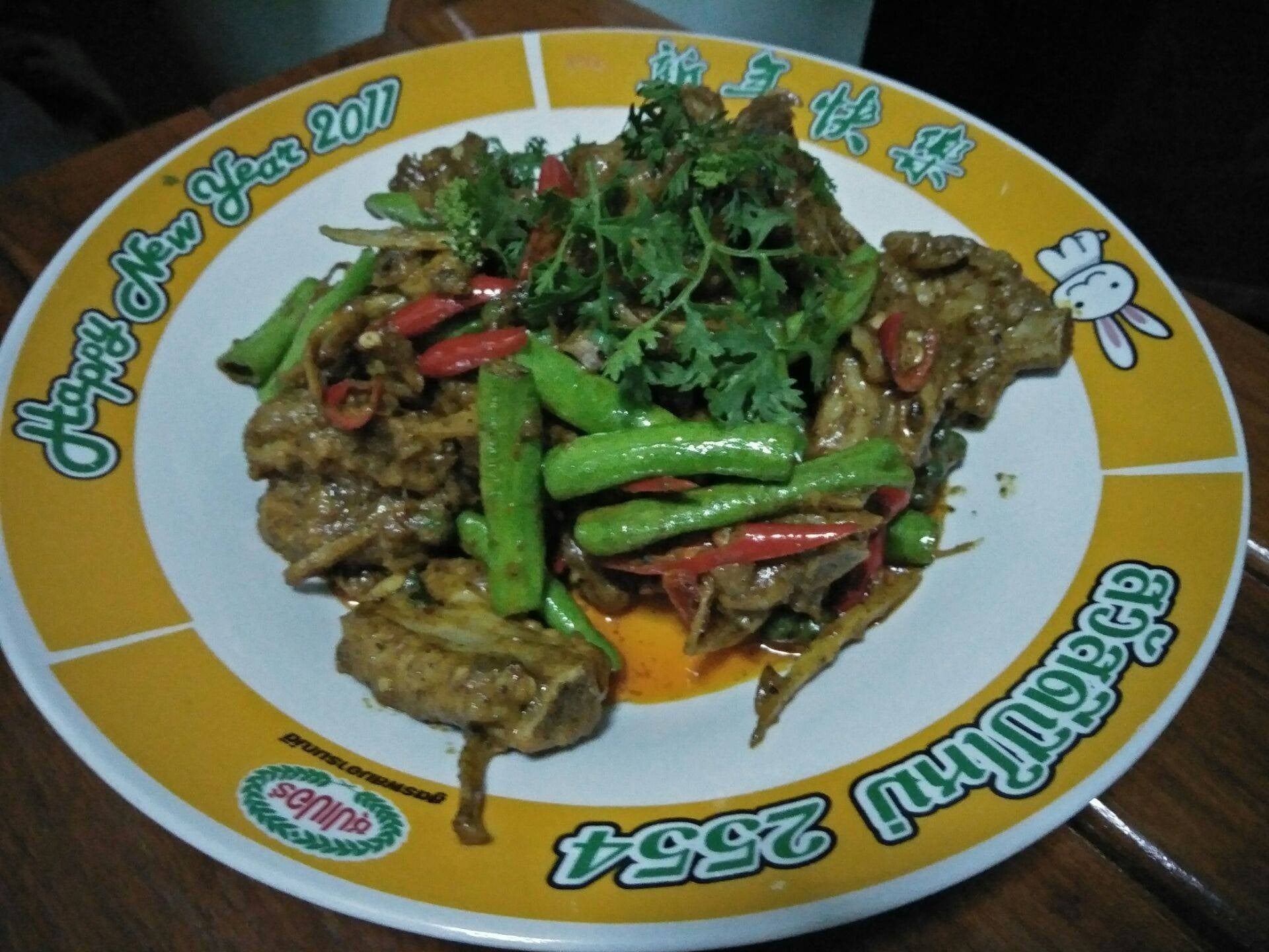 ซี่โครงหมูผัดเผ็ด