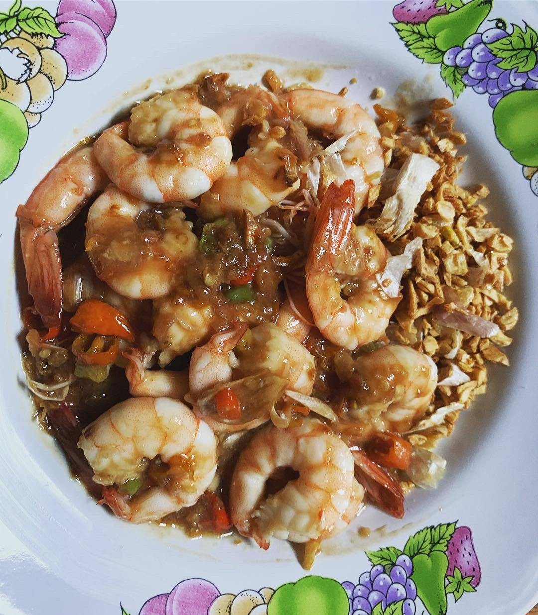 กุ้งผัดพริกกระเทียม