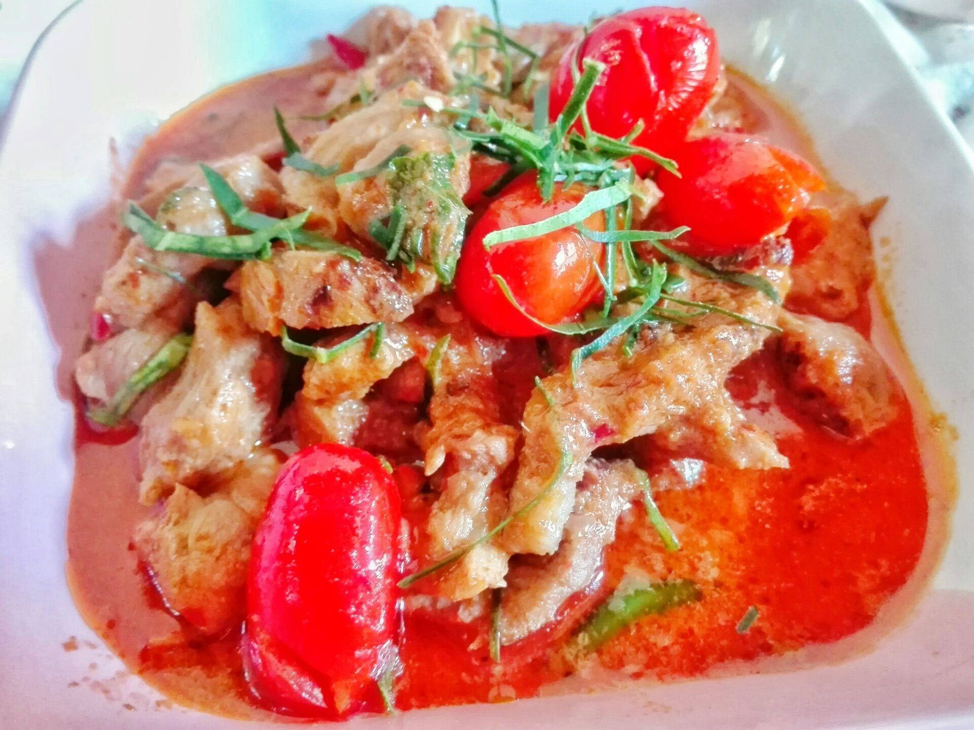 🔥 แกงเผ็ดหมูย่าง 🔥