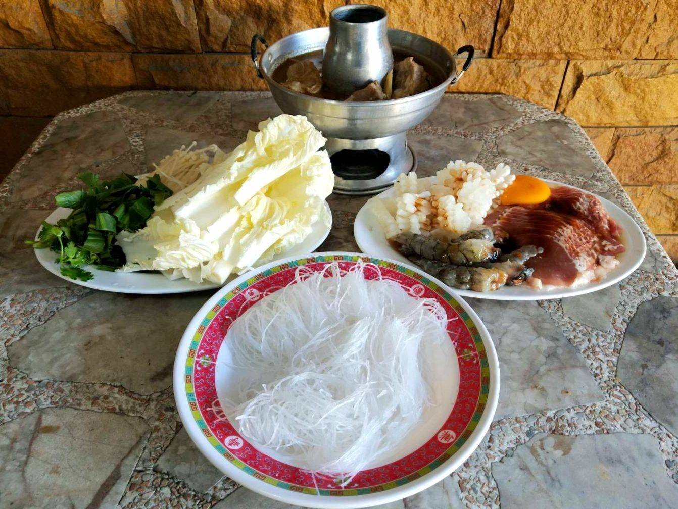 แจ่วฮ้อนหม้อไฟ 🥘