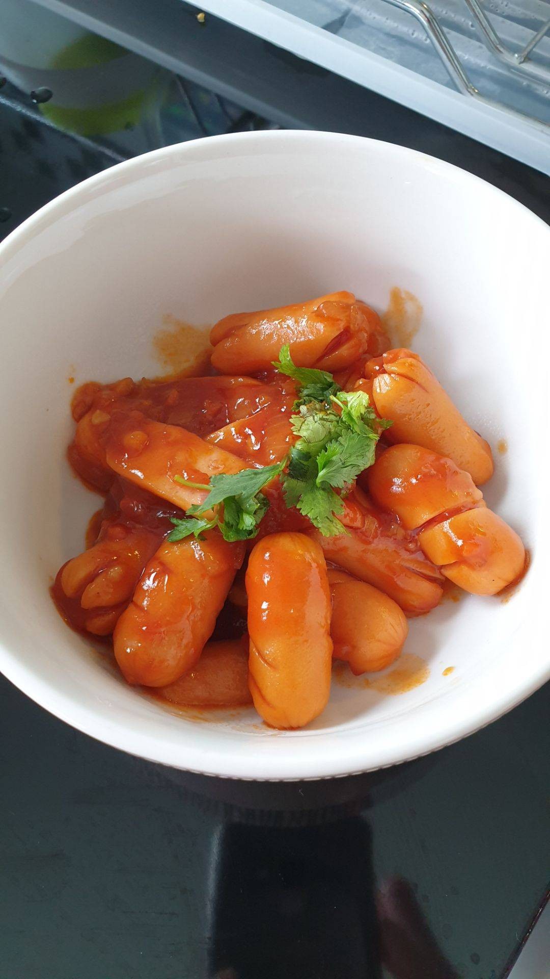 ไส้กรอกผัดซอสมะเขือเทศ