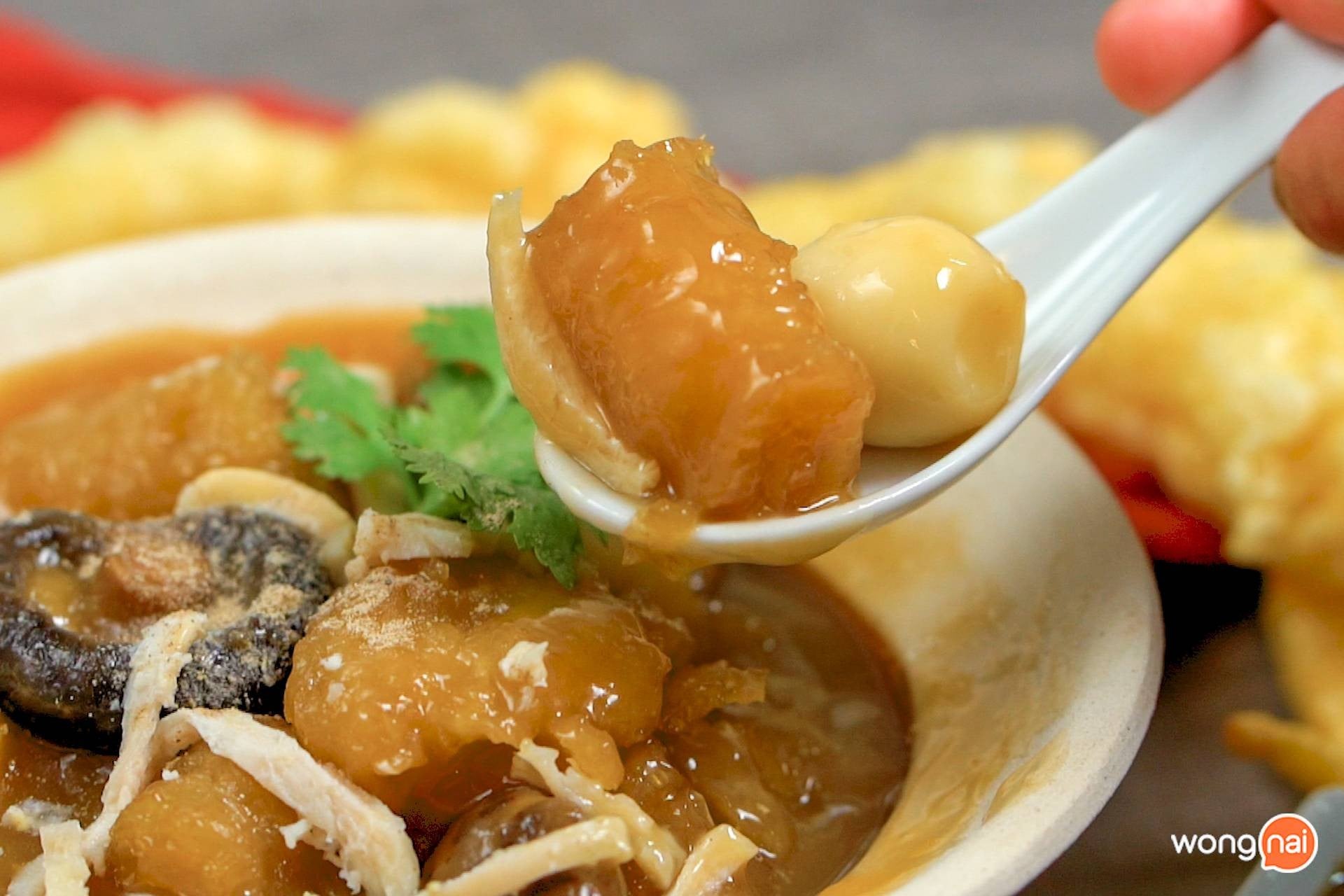 กระเพาะปลาน้ำแดง