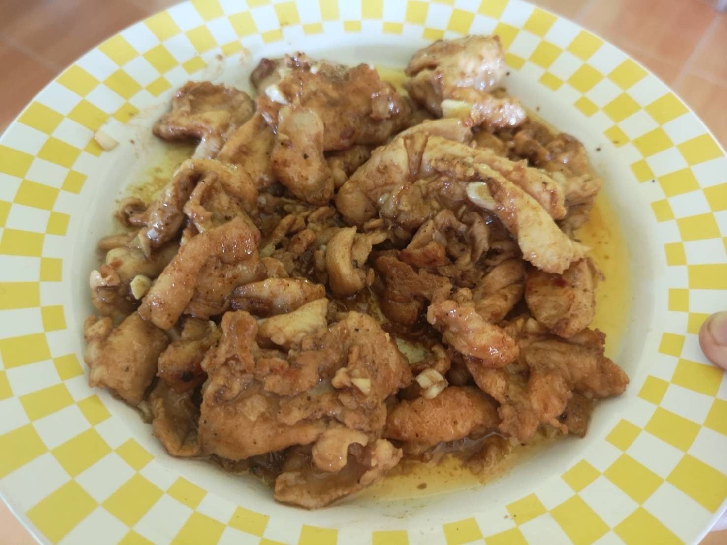 ไก่กระเทียมหมักซอส BBQ