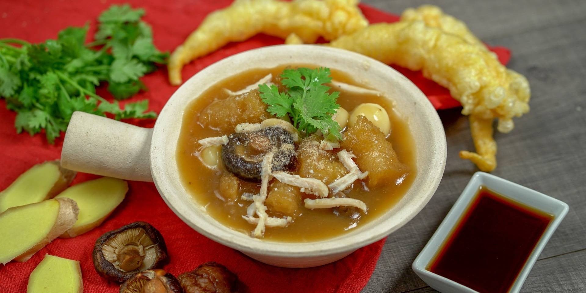 กระเพาะปลาน้ำแดง