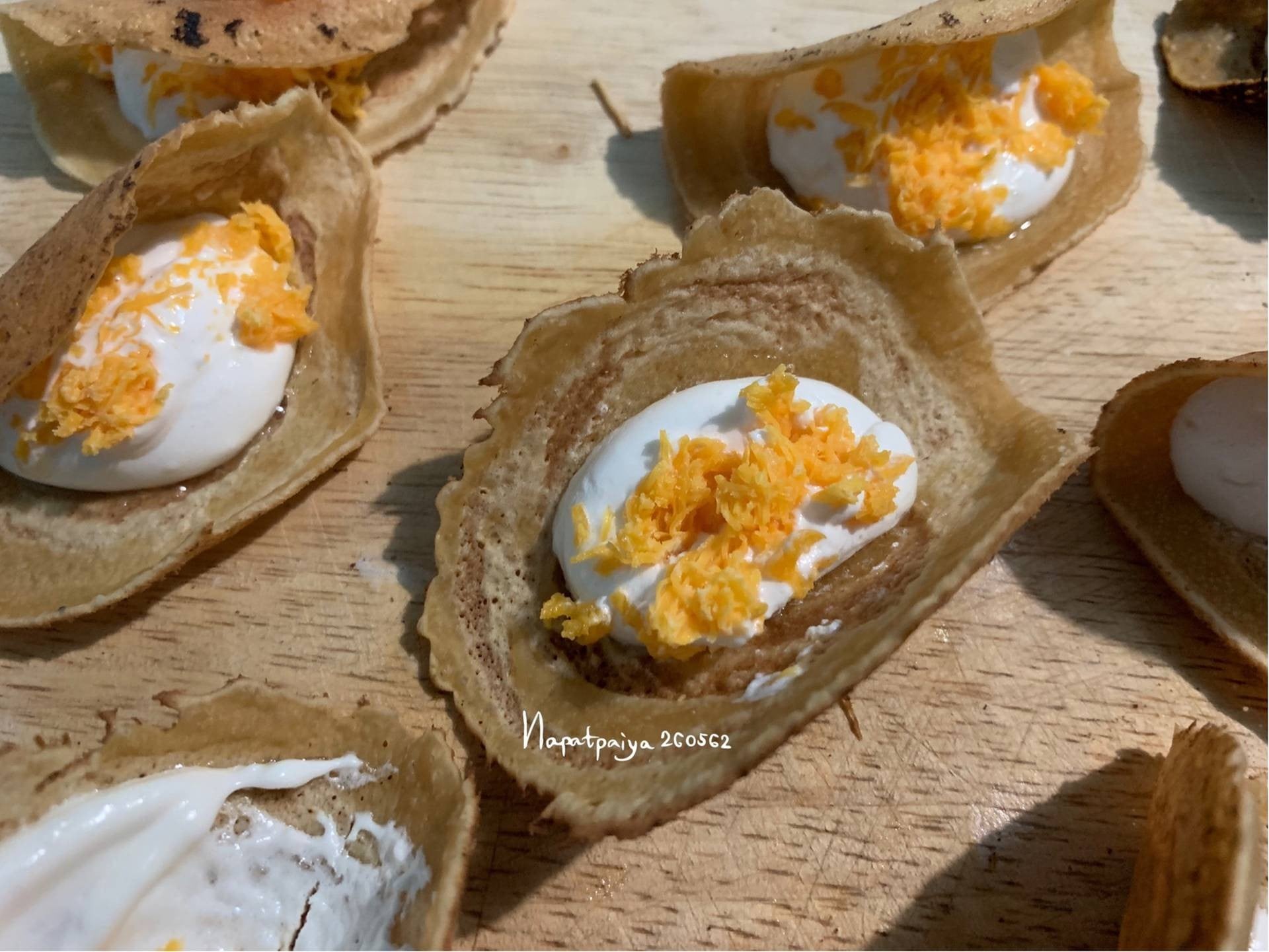 ขนมเบื้อง