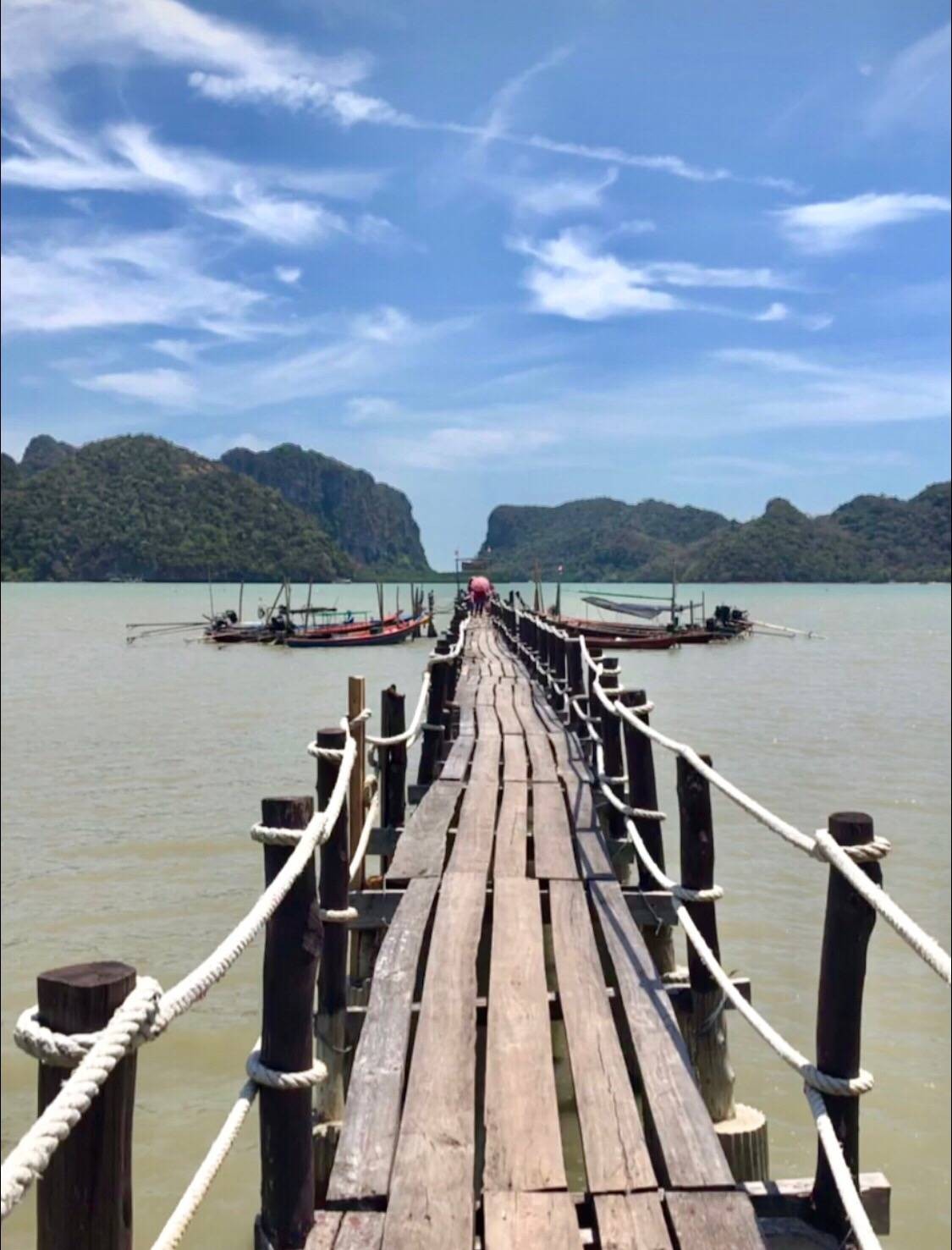 สะพานไม้อ่าวเตล็ด