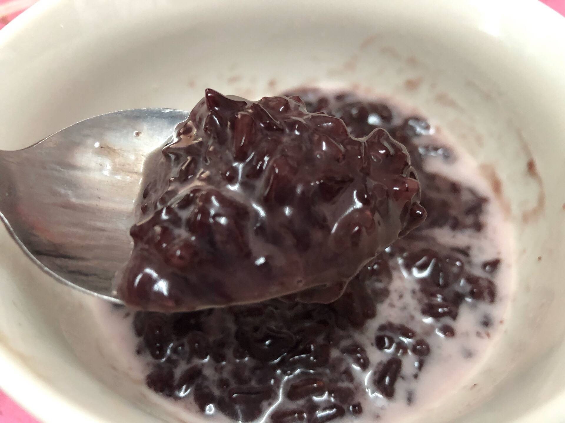 ข้าวเหนียวดำน้ำกะทิ