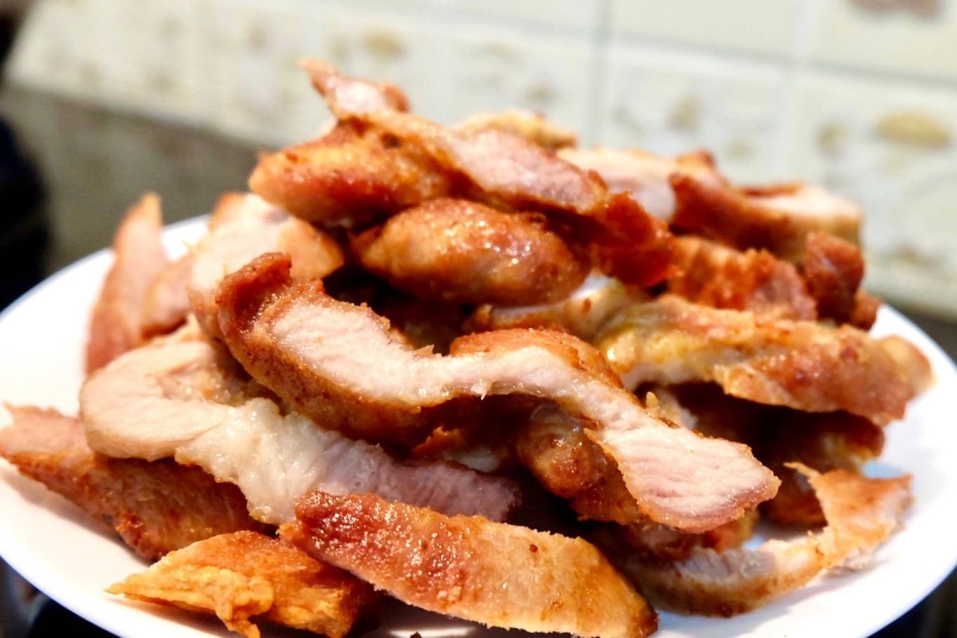 สันคอทอดน้ำปลา