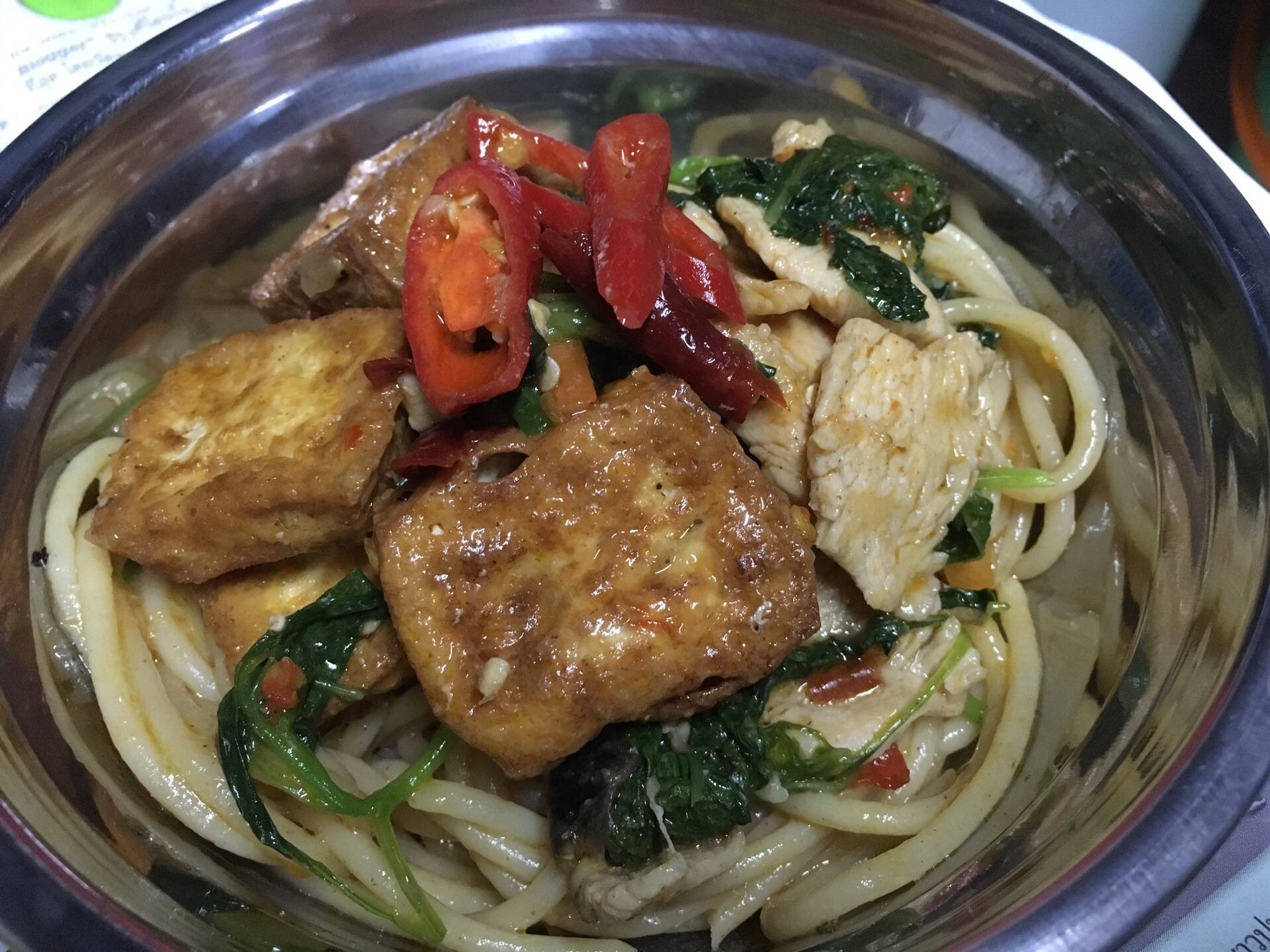 ผัดสไปซี่สปาเกตตี้