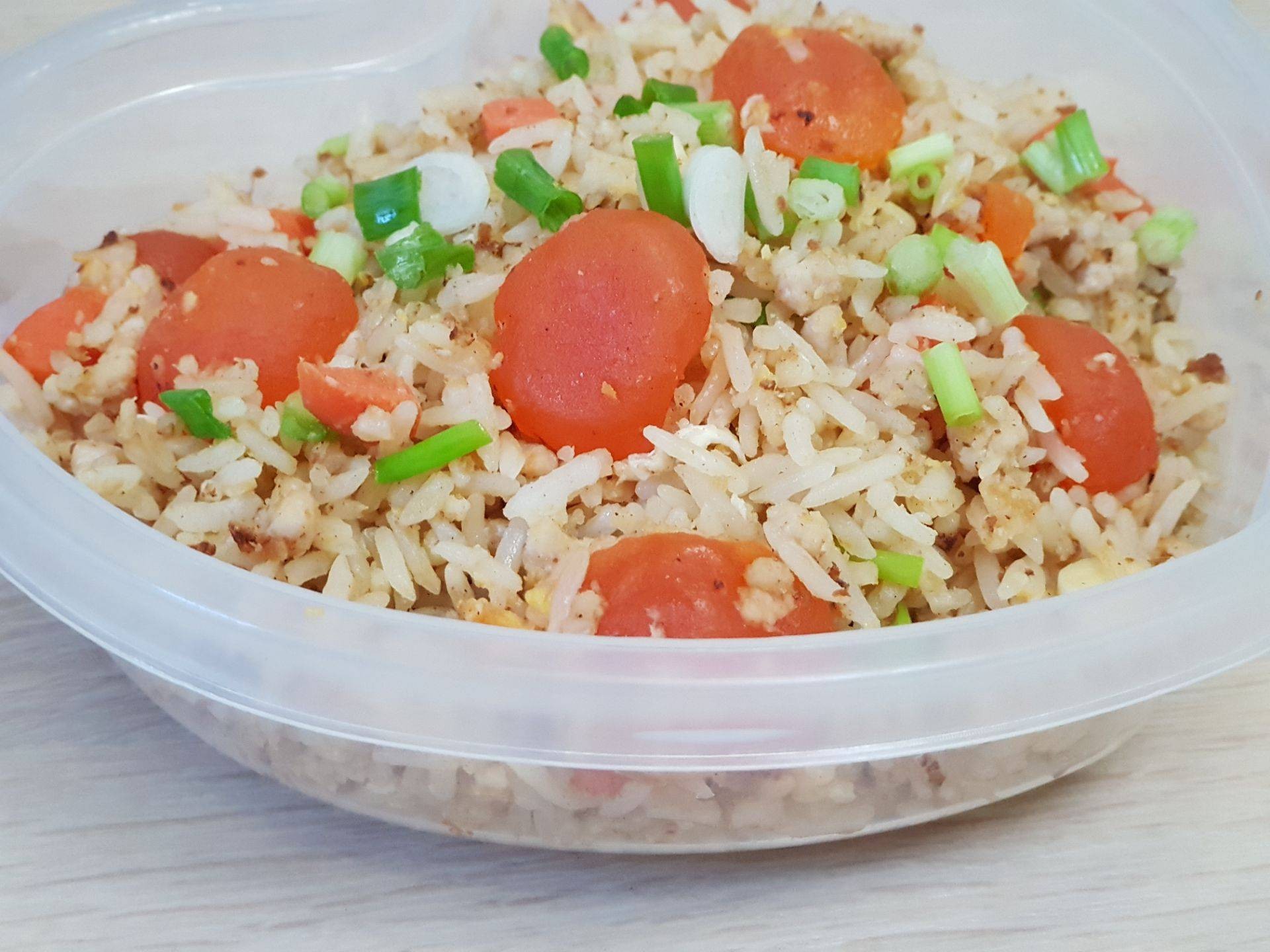 ข้าวผัดหมูสับไข่แดงเค็ม