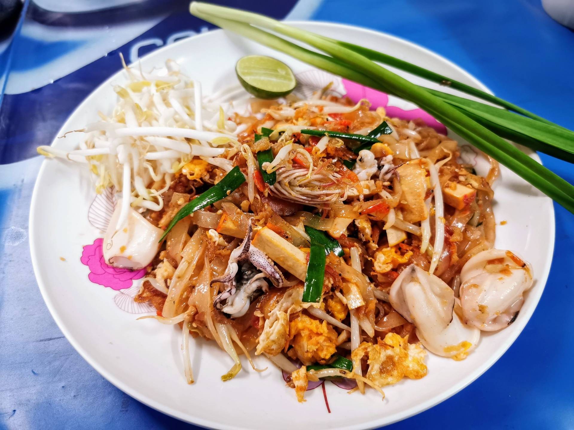 รีวิวที่แนะนำ ผัดไททะเล