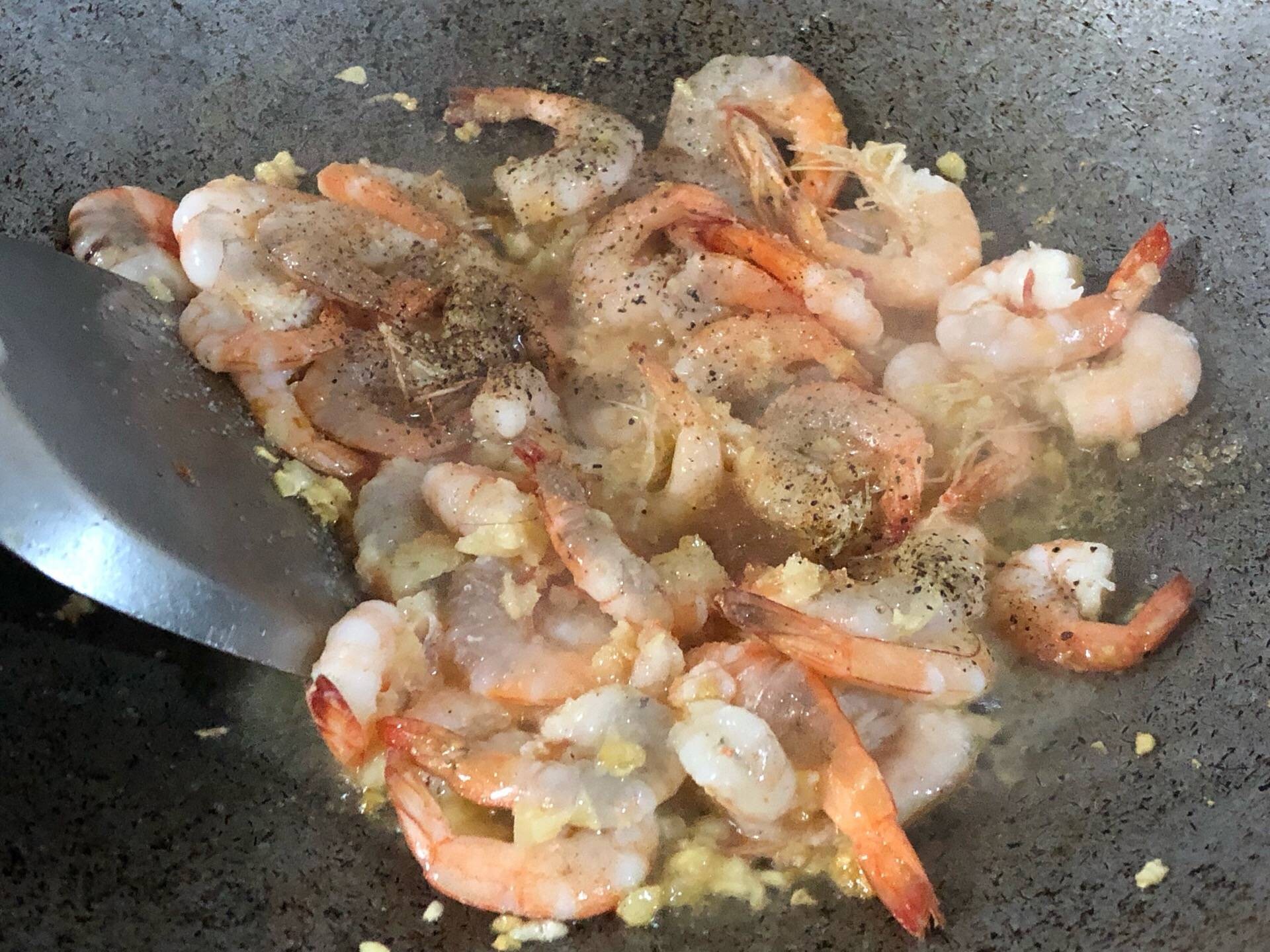 กุ้งผัดขึ้นฉ่าย