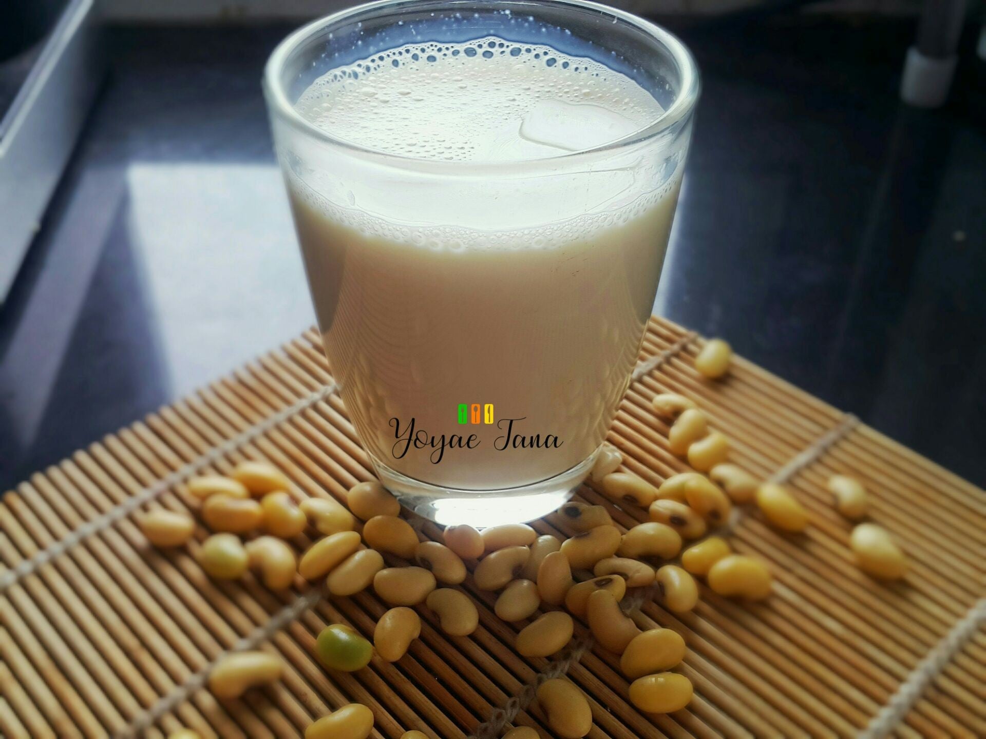 น้ำเต้าหู้ น้ำนมถั่วเหลือง