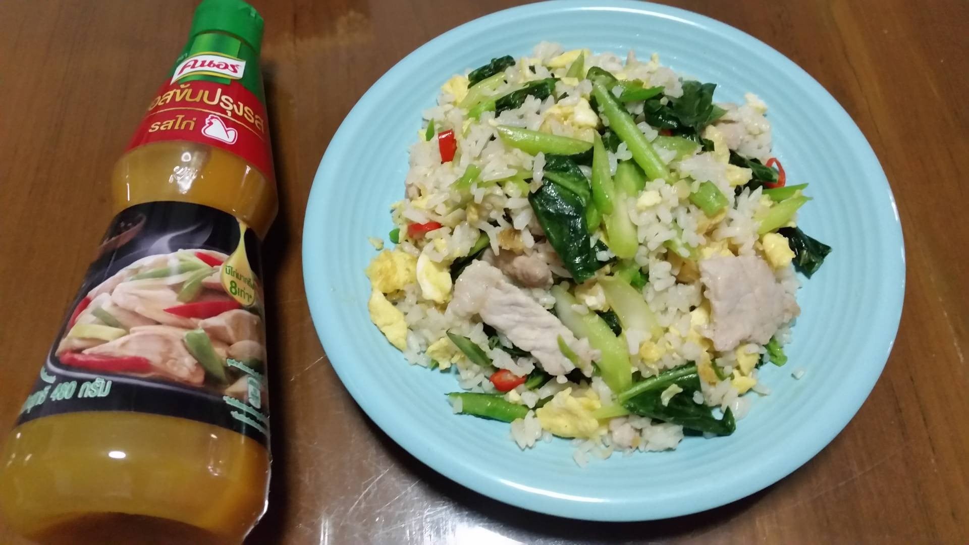 ข้าวผัดคะน้าหมูไข่เจียว