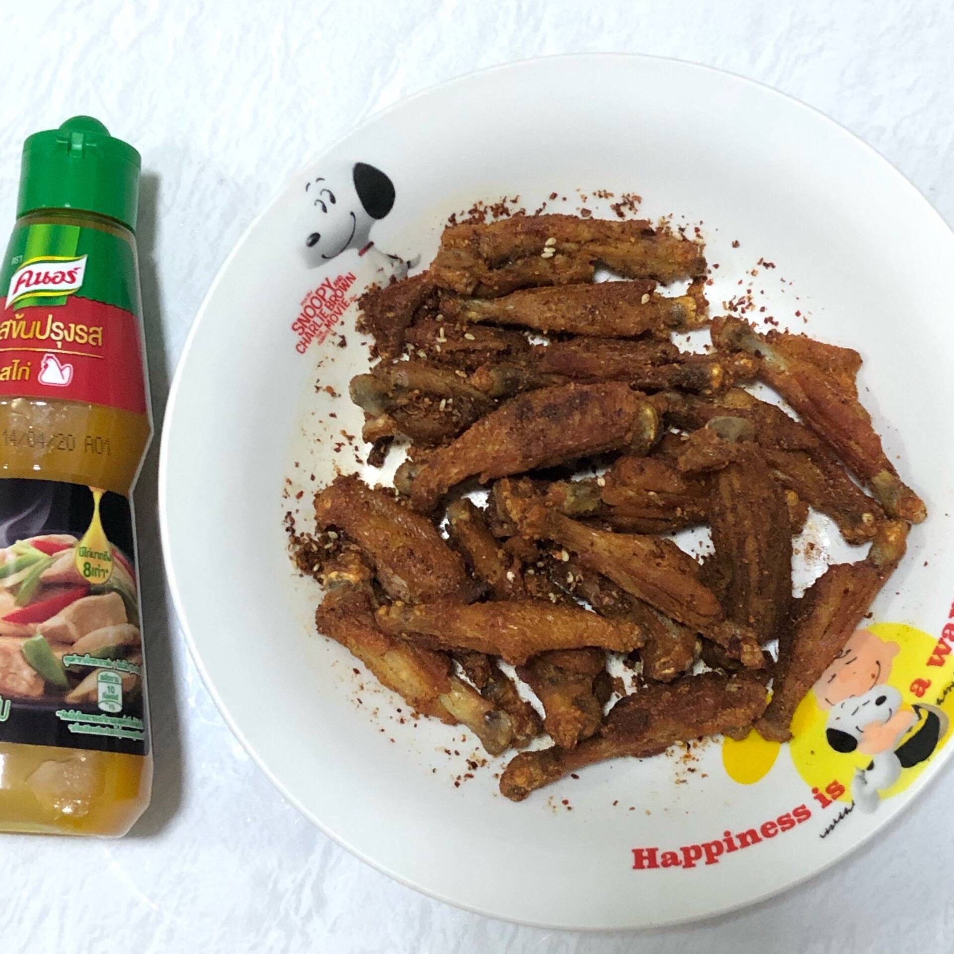 ปีกกลางไก่ทอดกรอบคลุกพริกหม่าล่า