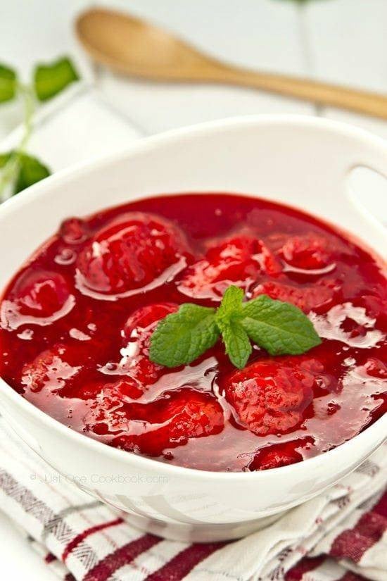 ซอสสตอเบอร์รี่ (Strawberry Compote)