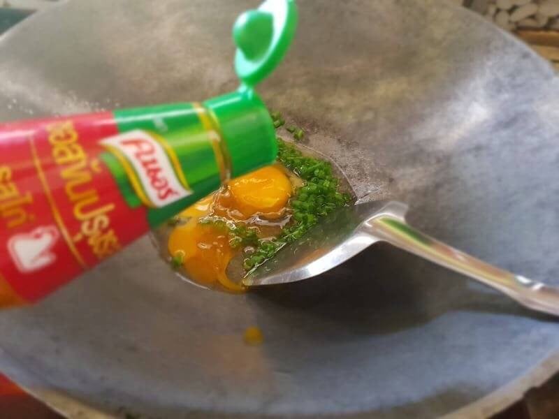 ไข่คั่วซอสไก่ ของหลาน