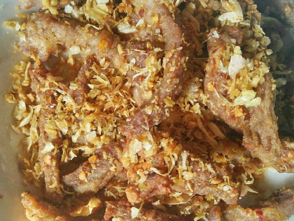 หมูทอดพริกป่นน้ำปลา