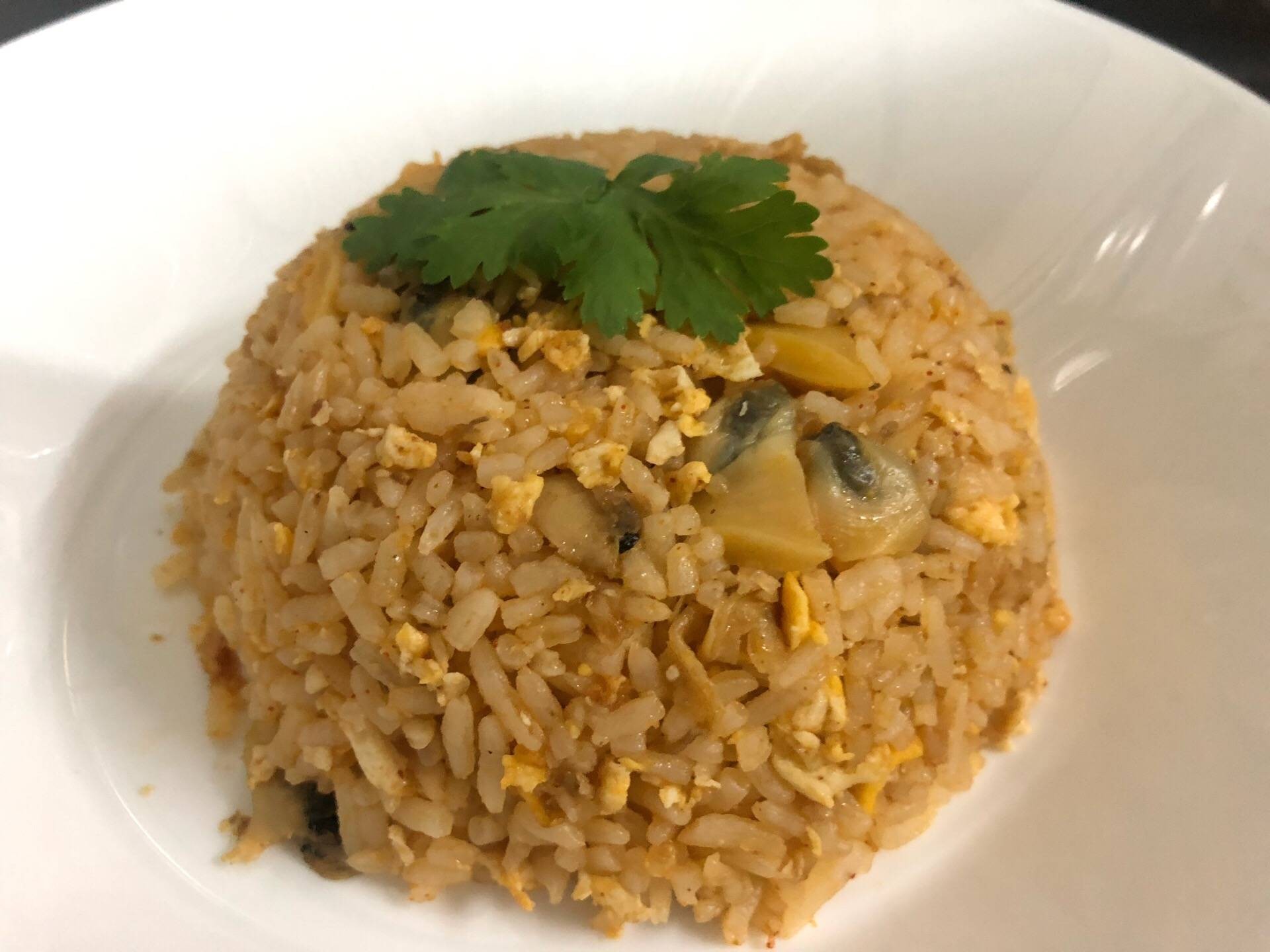 ข้าวผัดหอยลาย 