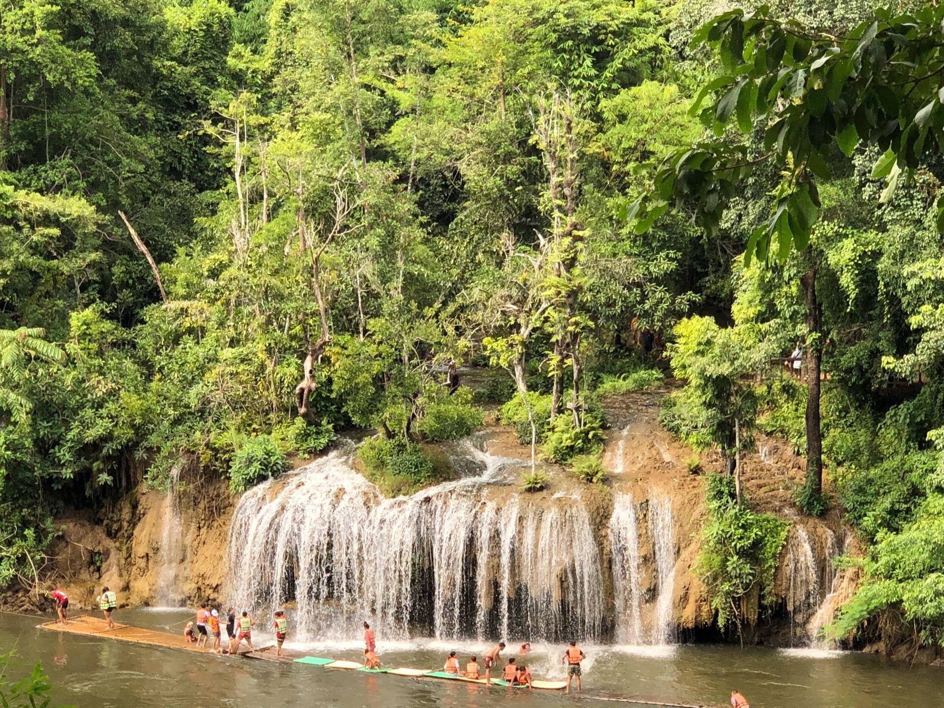 น้ำตกไทรโยคใหญ่