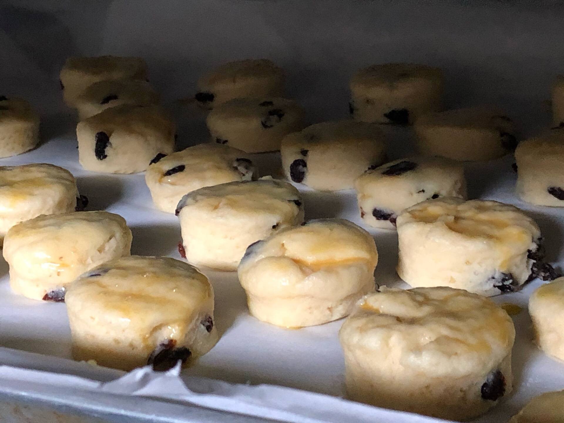 สโคนลูกเกด (Raisin Scone)