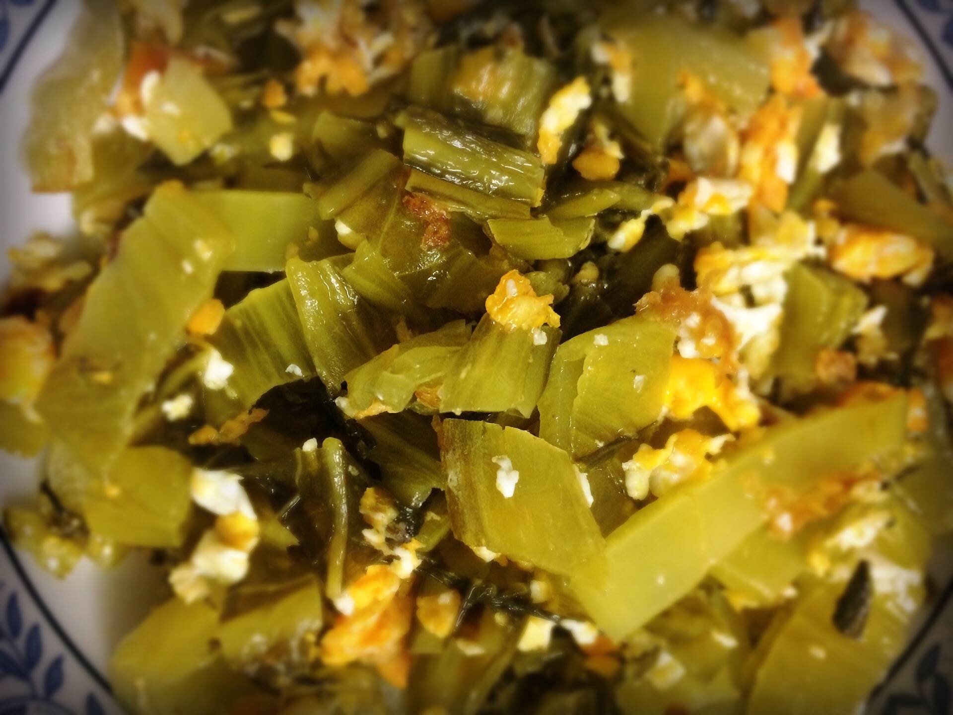 ผัดผักกาดดองใส่ไข่