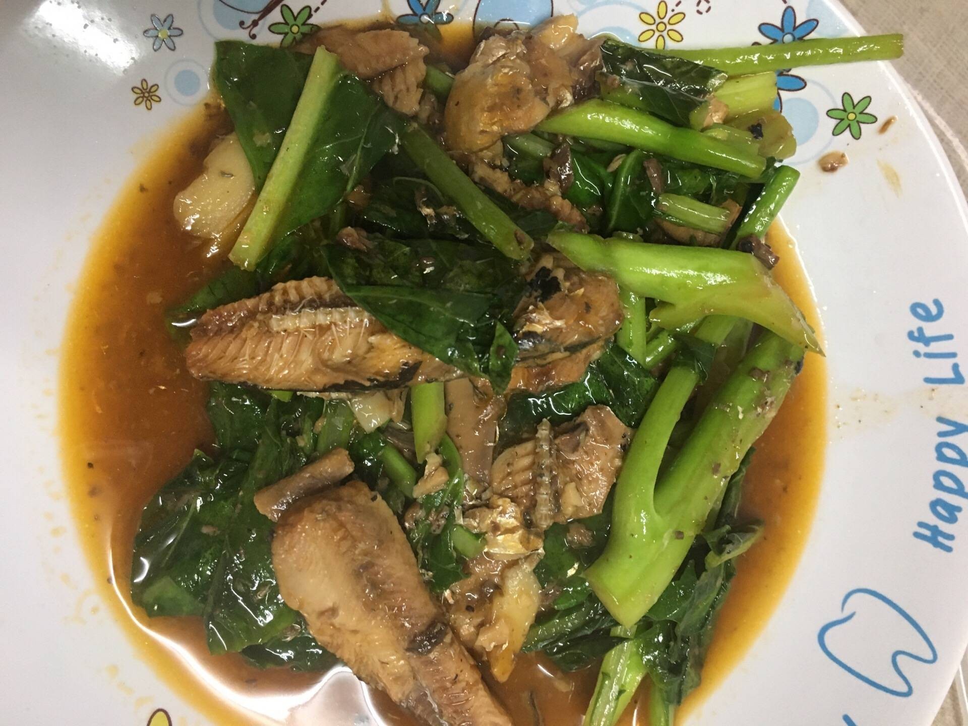 คะน้าปลากระป๋อง