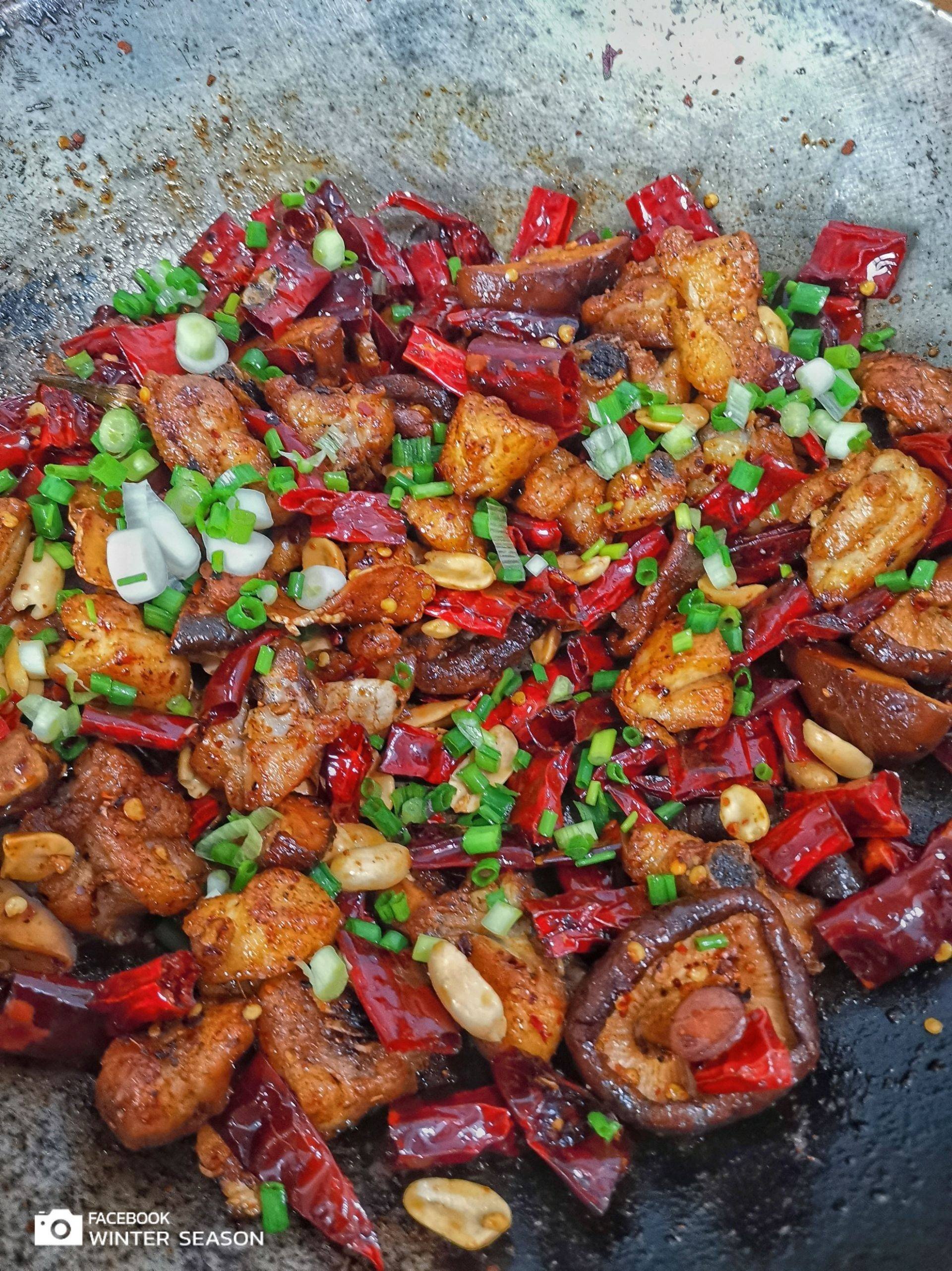 ไก่ผัดพริกหม่าล่า