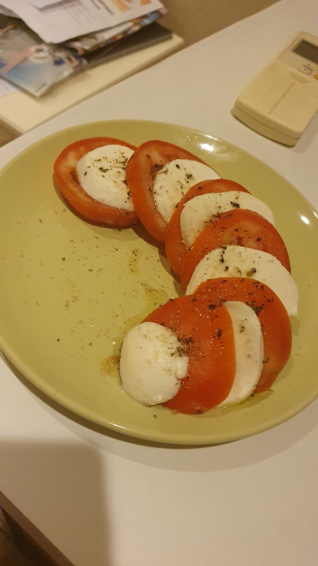 Tomato mozzarella Salad with basil